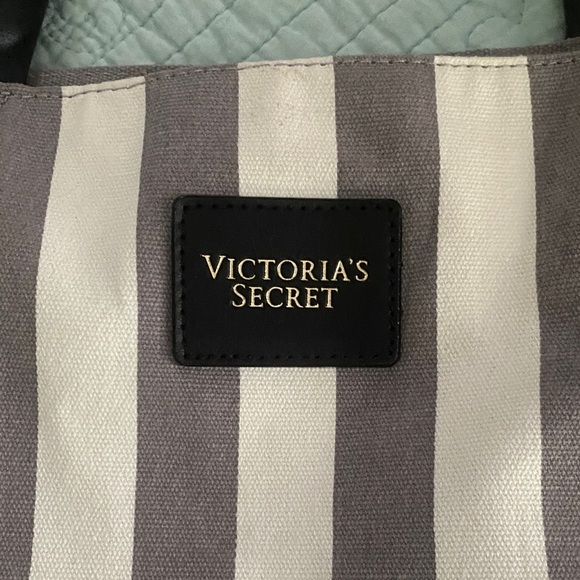 Victoria's Secret Striped Tote in White and Gray - Picture 2 of 6